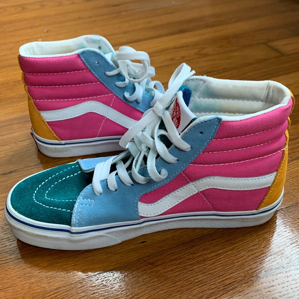 VANS multi-colored high tops. 8.5M